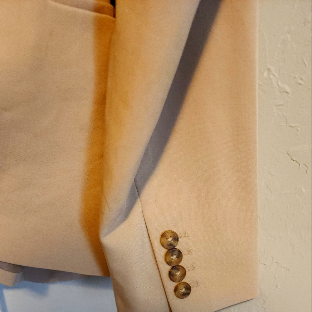 Tan Structured Blazer - Picture 6 of 6